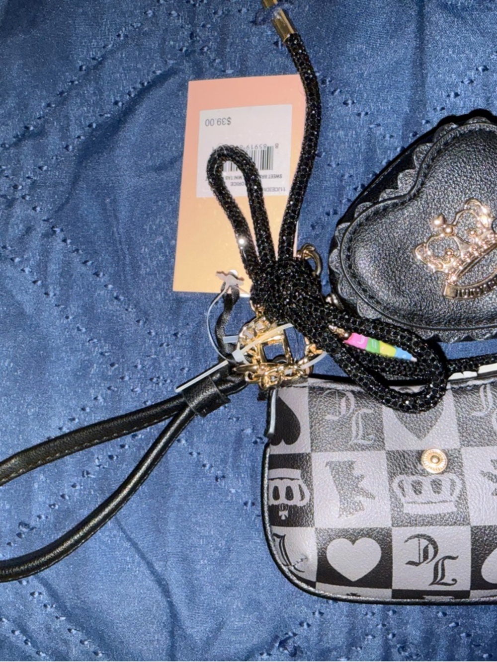 Black and Gray Checker Heart Crown Wrislet wallet